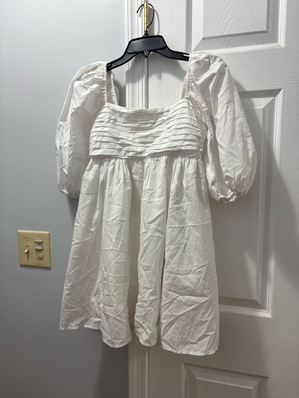 Abercrombie & Fitch White Emerson Puff Sleeve Mini Dress Size Small NWT